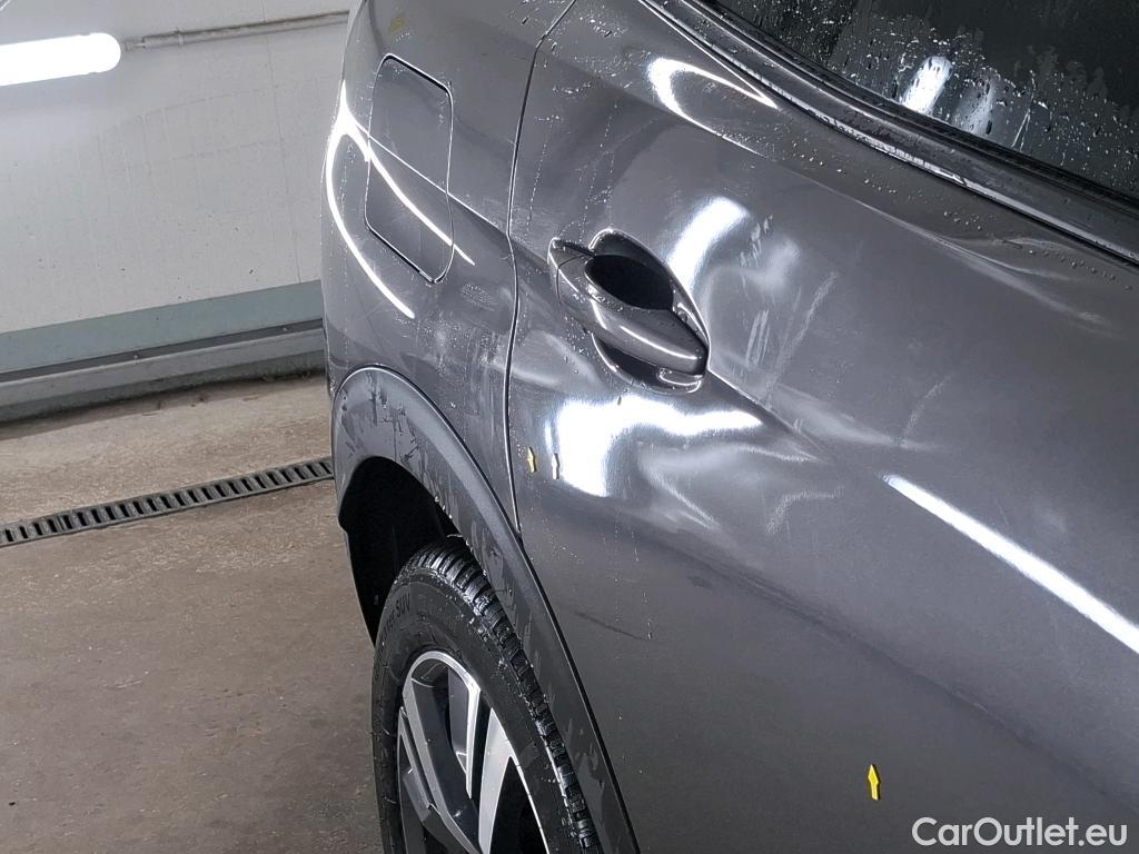  Peugeot  3008  Allure Pack 1.5 HDi 130CV BVA8 E6d #51