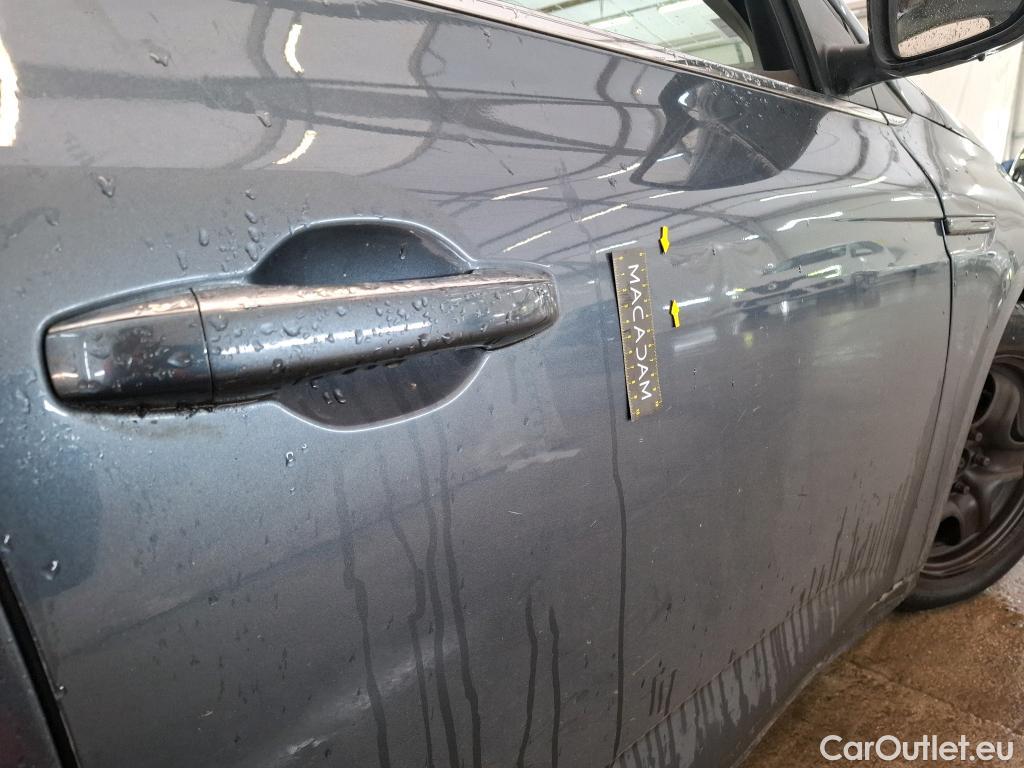  Renault  Megane RENAULT Mégane Berline / 2015 / 5P / Berline &Business Energy dCi 110 #68