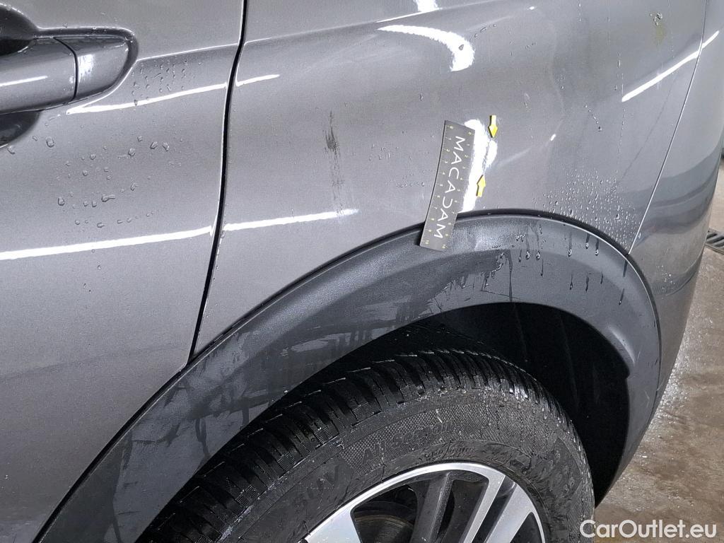  Peugeot  3008  Allure Pack 1.5 HDi 130CV BVA8 E6d #46