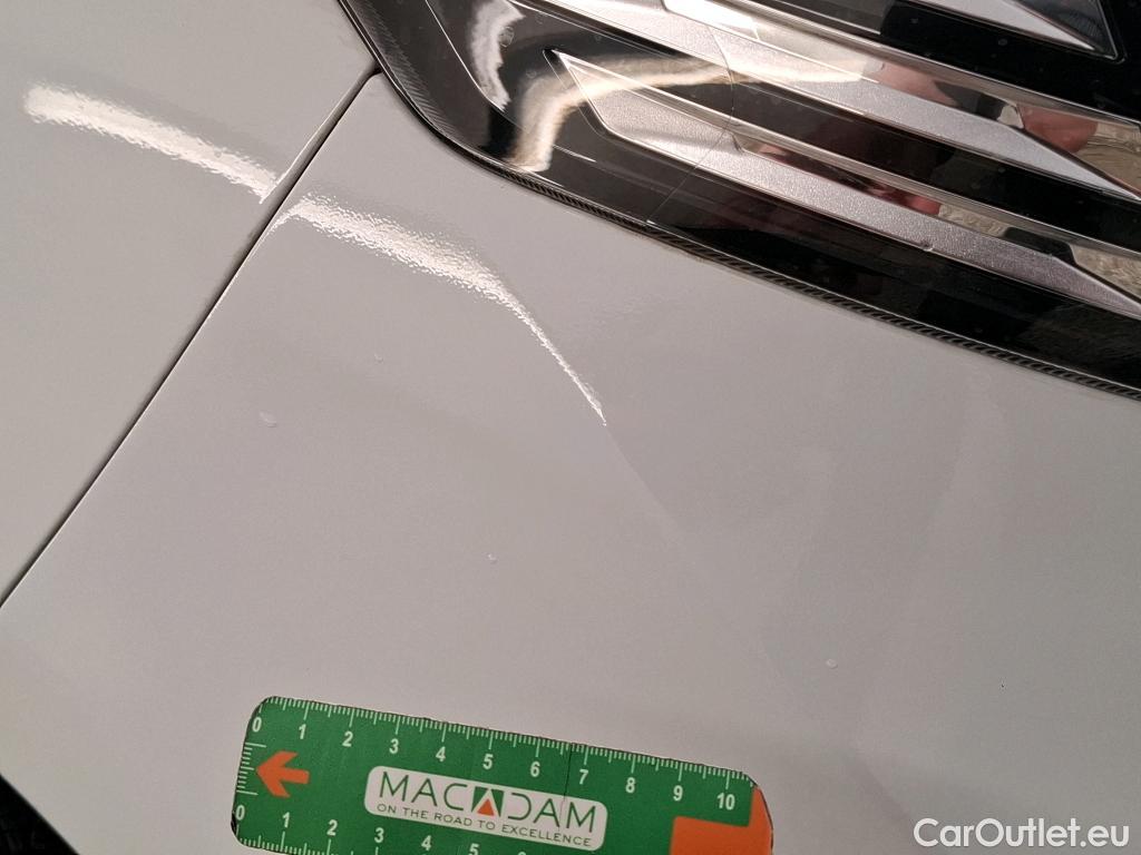  Renault  Trafic  III Fourgon L2H1 3T Grand Confort 2.0 dCi 130CV BVM6 E6d #31