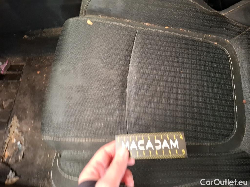  Renault  Megane RENAULT Mégane Berline / 2015 / 5P / Berline &Business Energy dCi 110 #77