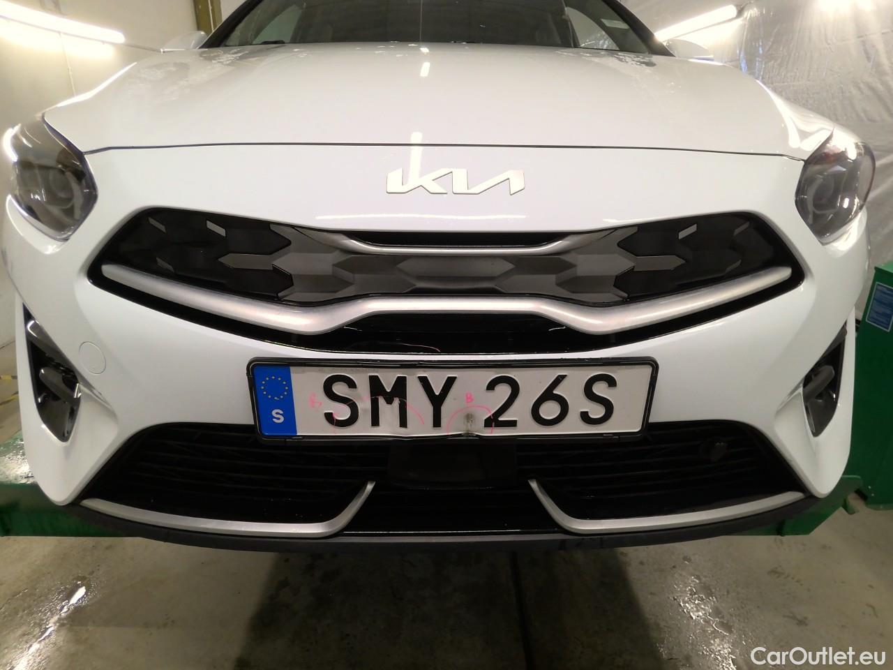  KIA  Cee'd ceed SW 1.6PHEV Advance 5d #3