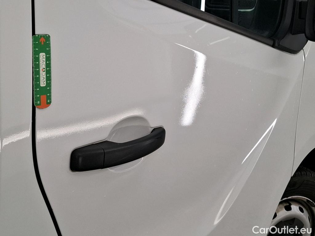  Renault  Trafic  III Fourgon L2H1 3T Grand Confort 2.0 dCi 130CV BVM6 E6d #20