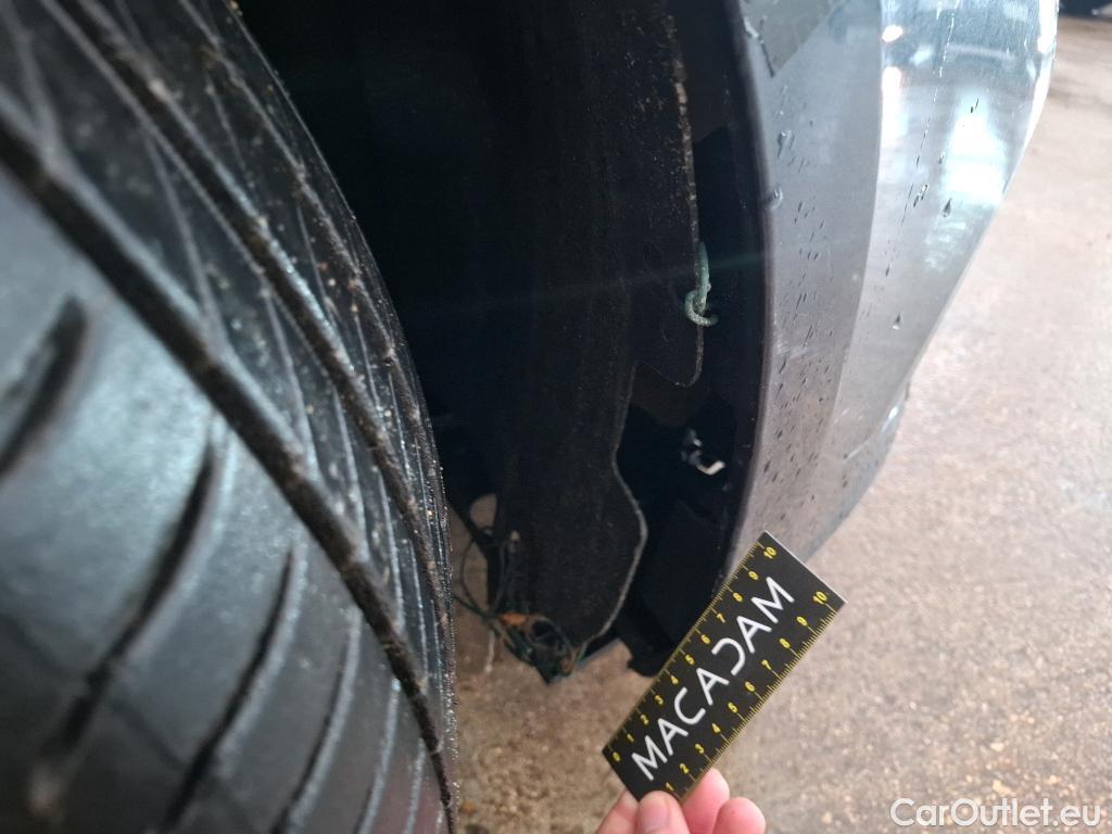  Renault  Megane RENAULT Mégane Berline / 2015 / 5P / Berline &Business Energy dCi 110 #80