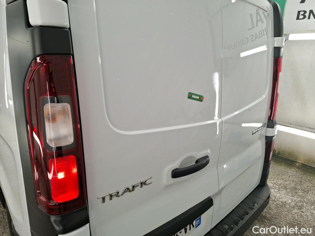  Renault  Trafic  III Fourgon L2H1 3T Grand Confort 2.0 dCi 130CV BVM6 E6d #24