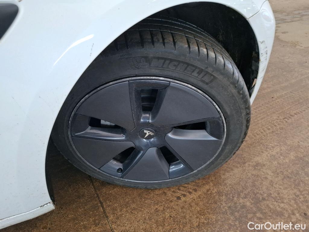  Tesla  Model 3 TESLA  / 2018 / 4P / Berline Grande Autonomie #24