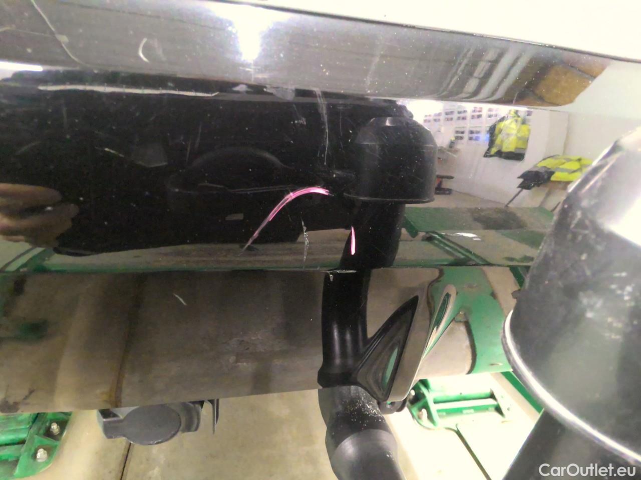  Bmw  Serie 1 118i Aut #8