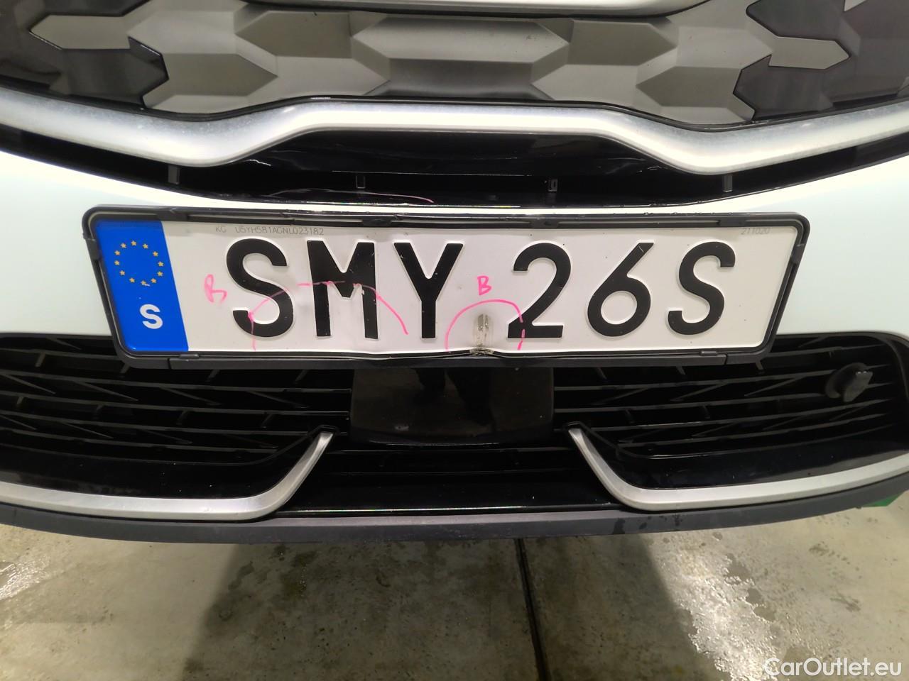  KIA  Cee'd ceed SW 1.6PHEV Advance 5d #5