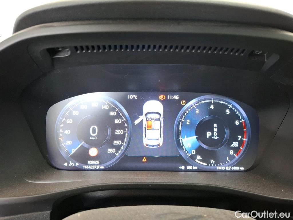  Volvo  XC 40 XC40 Momentum 2WD 1.5 130CV BVA8 E6d #14