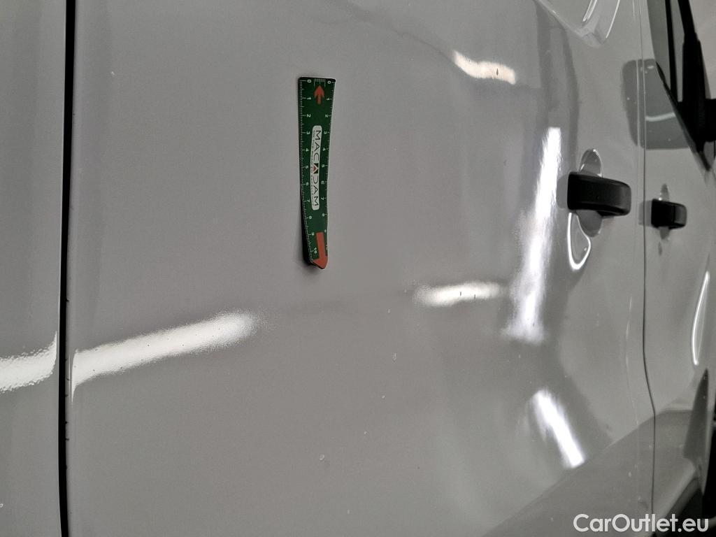  Renault  Trafic  III Fourgon L2H1 3T Confort 2.0 dCi 130CV BVM6 E6d #10