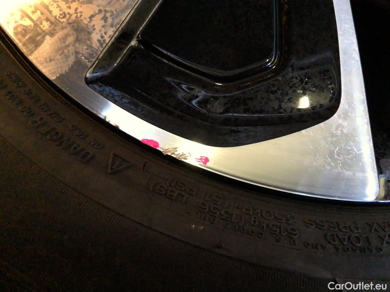  KIA  Cee'd ceed SW 1.6PHEV Advance 5d #1