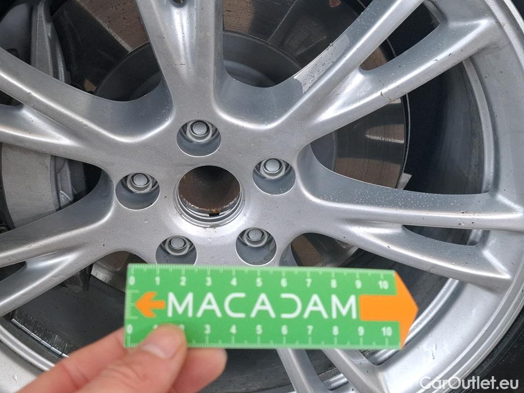  Tesla  Model Y TESLA  / 2021 / 5P / SUV RWD #8