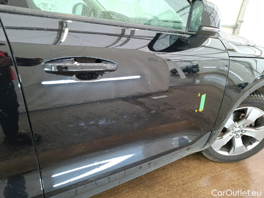  Volvo  XC 40 XC40 Momentum 2WD 1.5 130CV BVA8 E6d #5