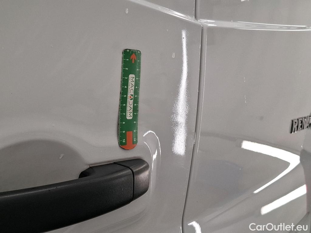  Renault  Trafic  III Fourgon L2H1 3T Grand Confort 2.0 dCi 130CV BVM6 E6d #29