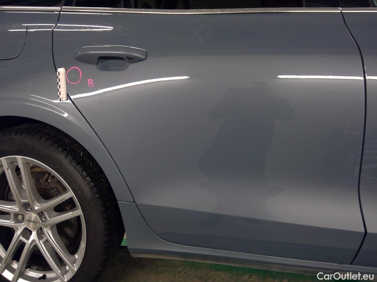  Volvo  V60  T6 350 Cor.Ed.Rec. AWD Aut #33