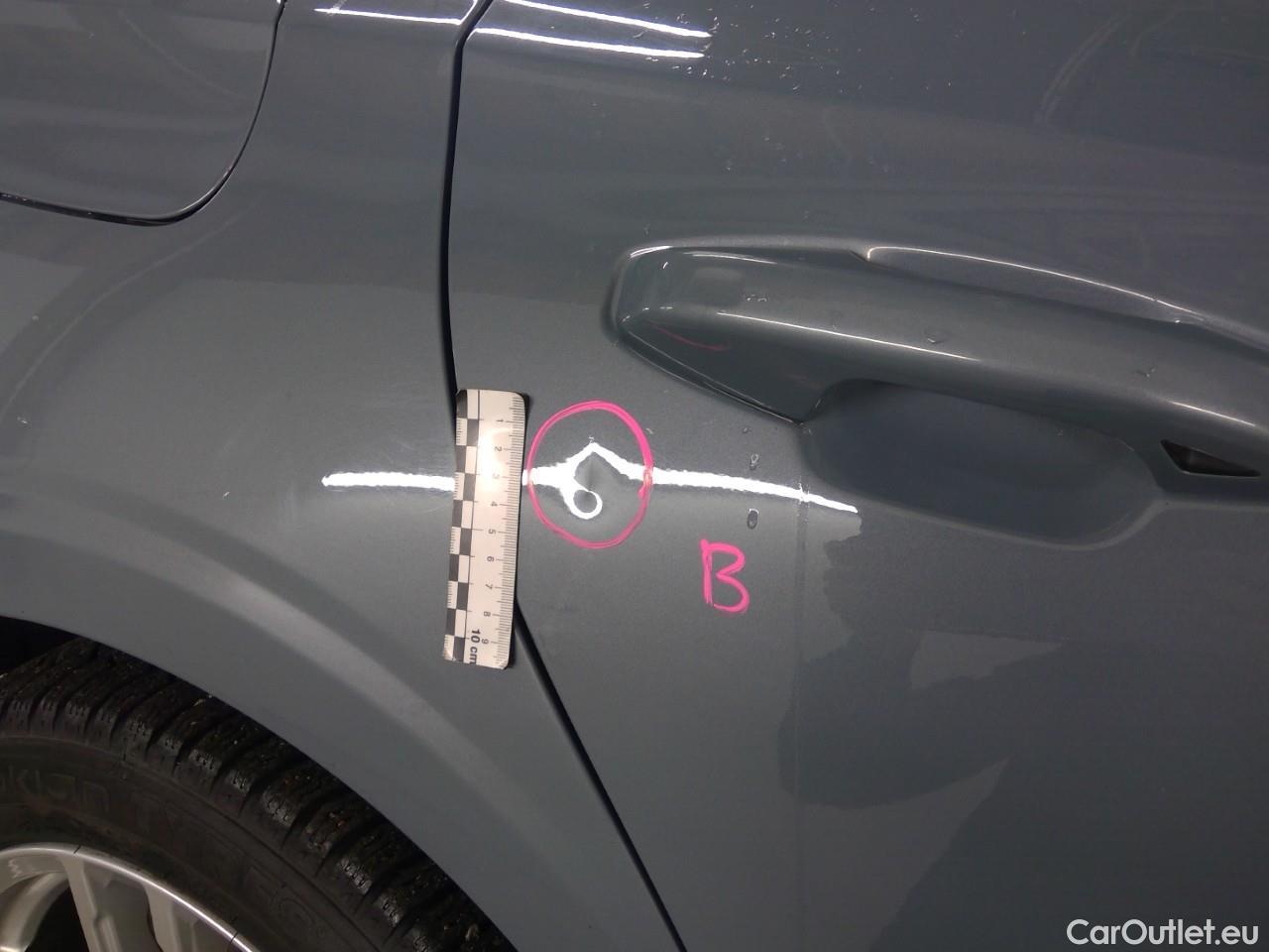  Volvo  V60  T6 350 Cor.Ed.Rec. AWD Aut #32