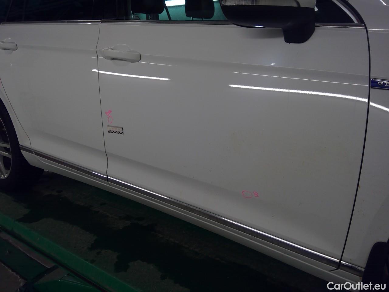  Volkswagen  Passat  Sp.Combi GTE #27