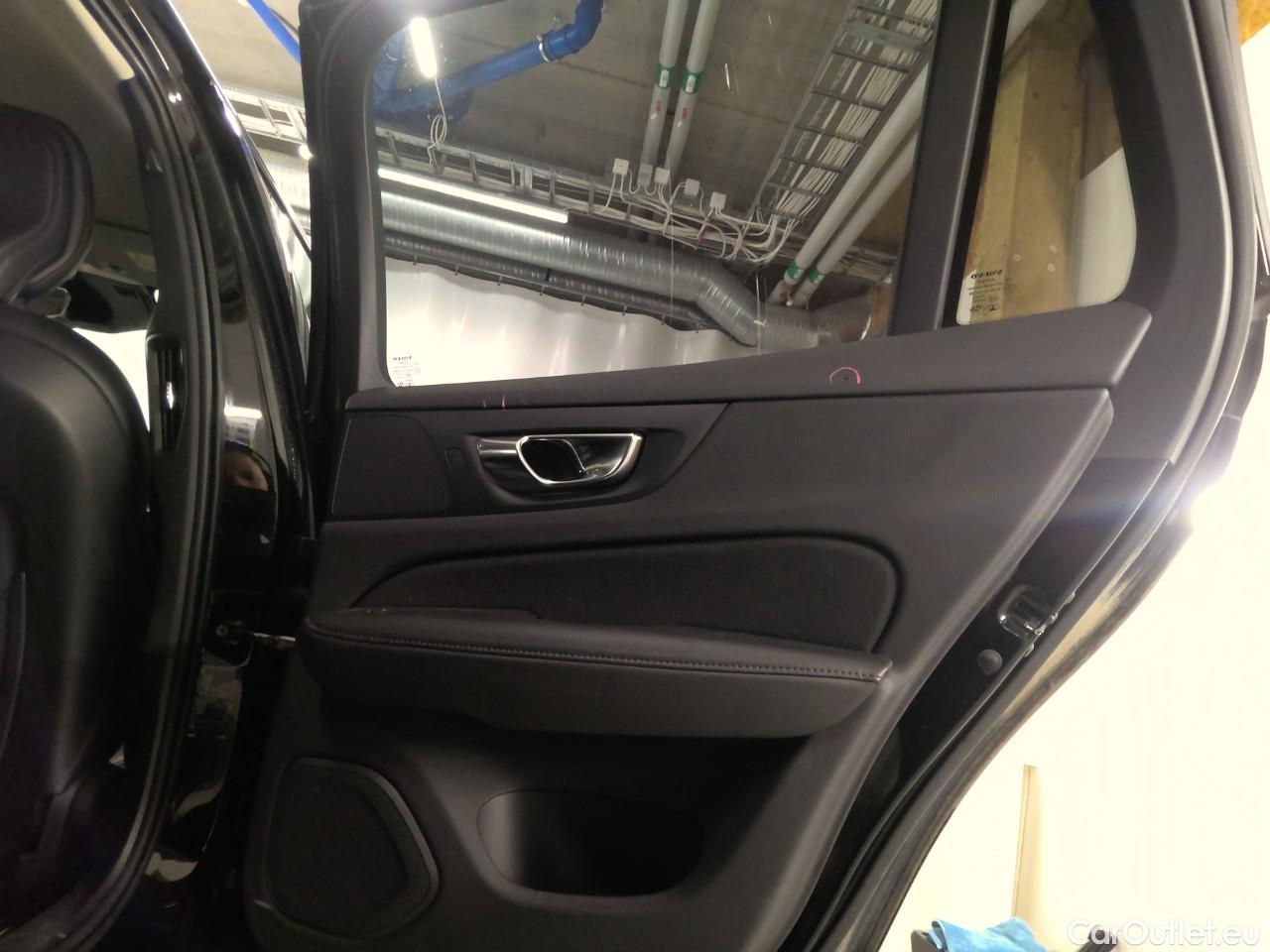  Volvo  V60  CC B4 D AWD Adv.SE Par.Aut #9