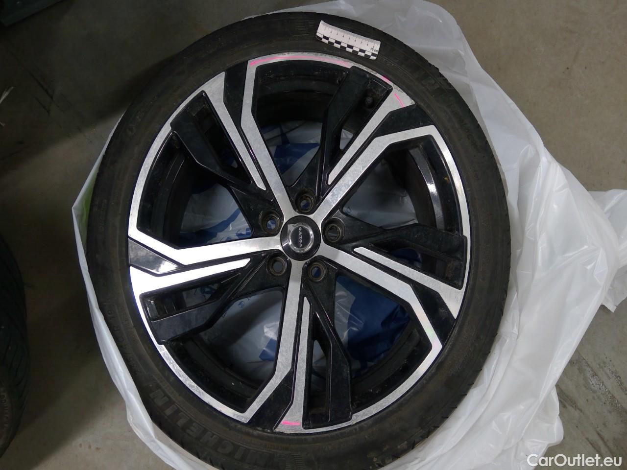  Volvo  V60  T6 350 Cor.Ed.Rec. AWD Aut #4