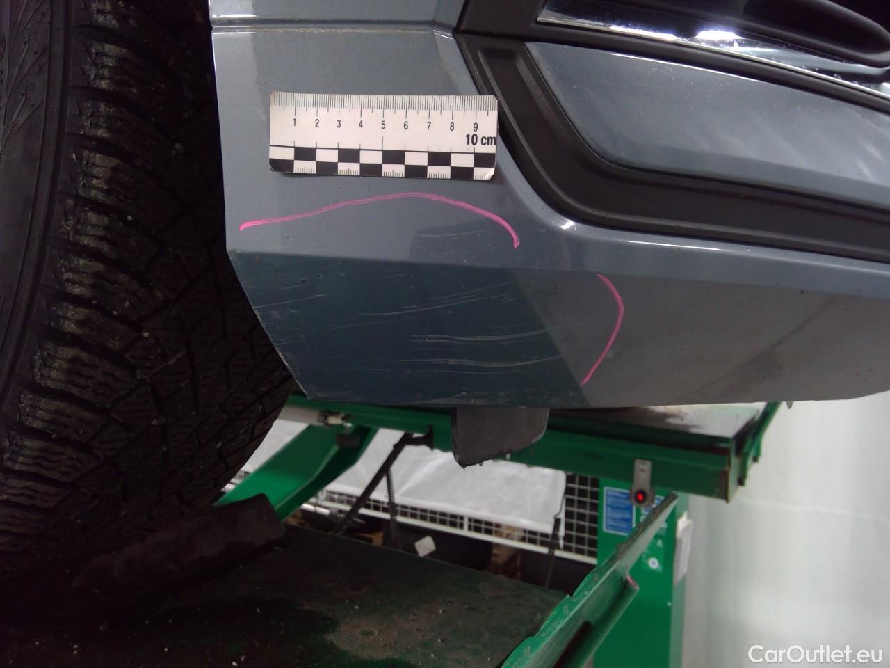  Volvo  V60  T6 350 Cor.Ed.Rec. AWD Aut #11