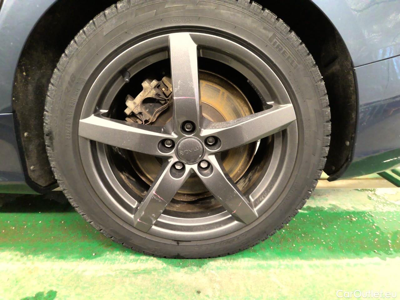  Volvo  V60  T6 350 Ins.Ex.Rec. AWD Aut #19