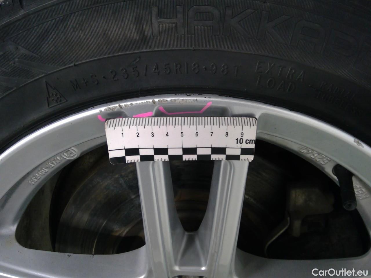  Volvo  V60  T6 350 Cor.Ed.Rec. AWD Aut #38