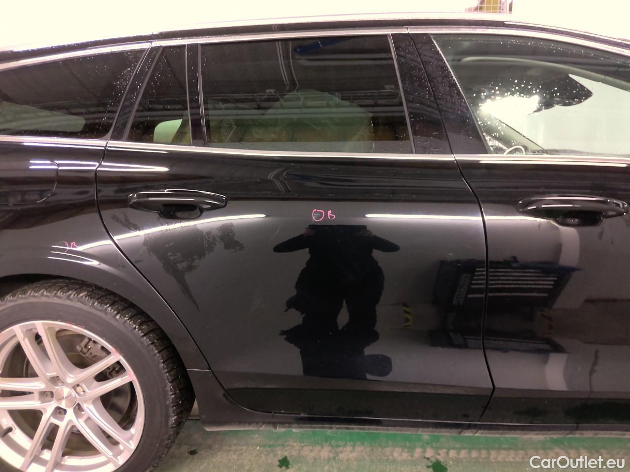  Volvo  V60  T6 350 Cor.Ed.Rec. AWD Aut #8