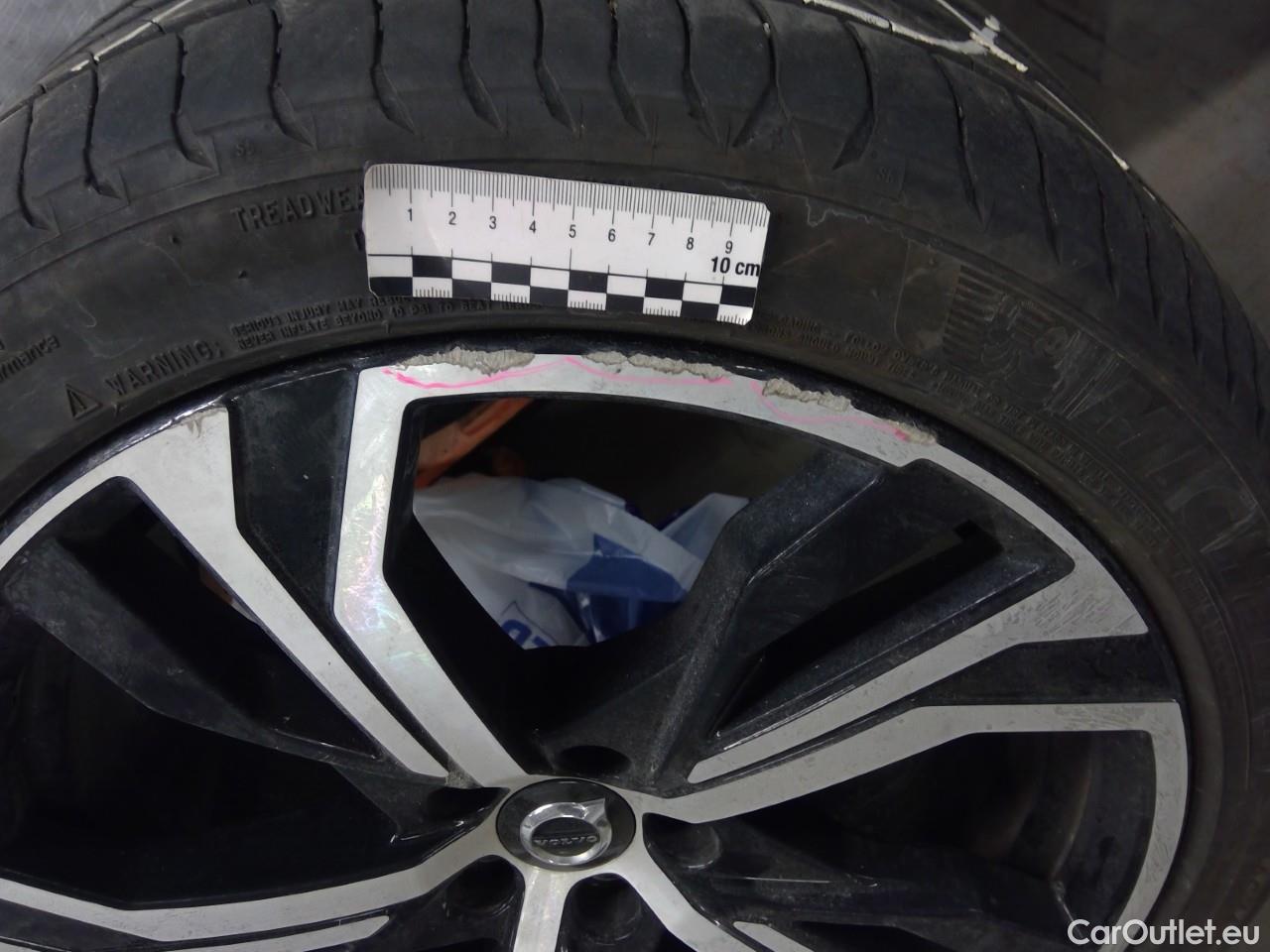  Volvo  V60  T6 350 Cor.Ed.Rec. AWD Aut #6