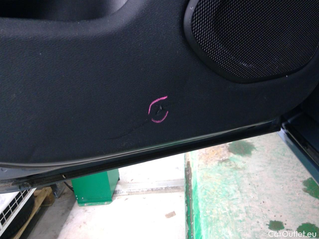  Volvo  V60  T6 350 Cor.Ed.Rec. AWD Aut #28