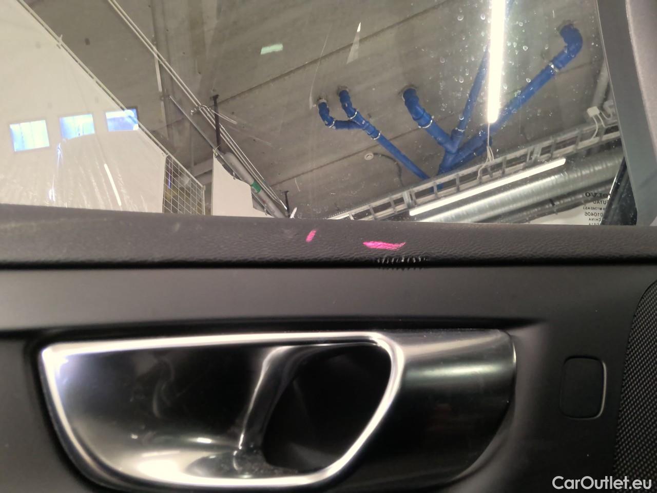  Volvo  V60  CC B4 D AWD Adv.SE Par.Aut #19