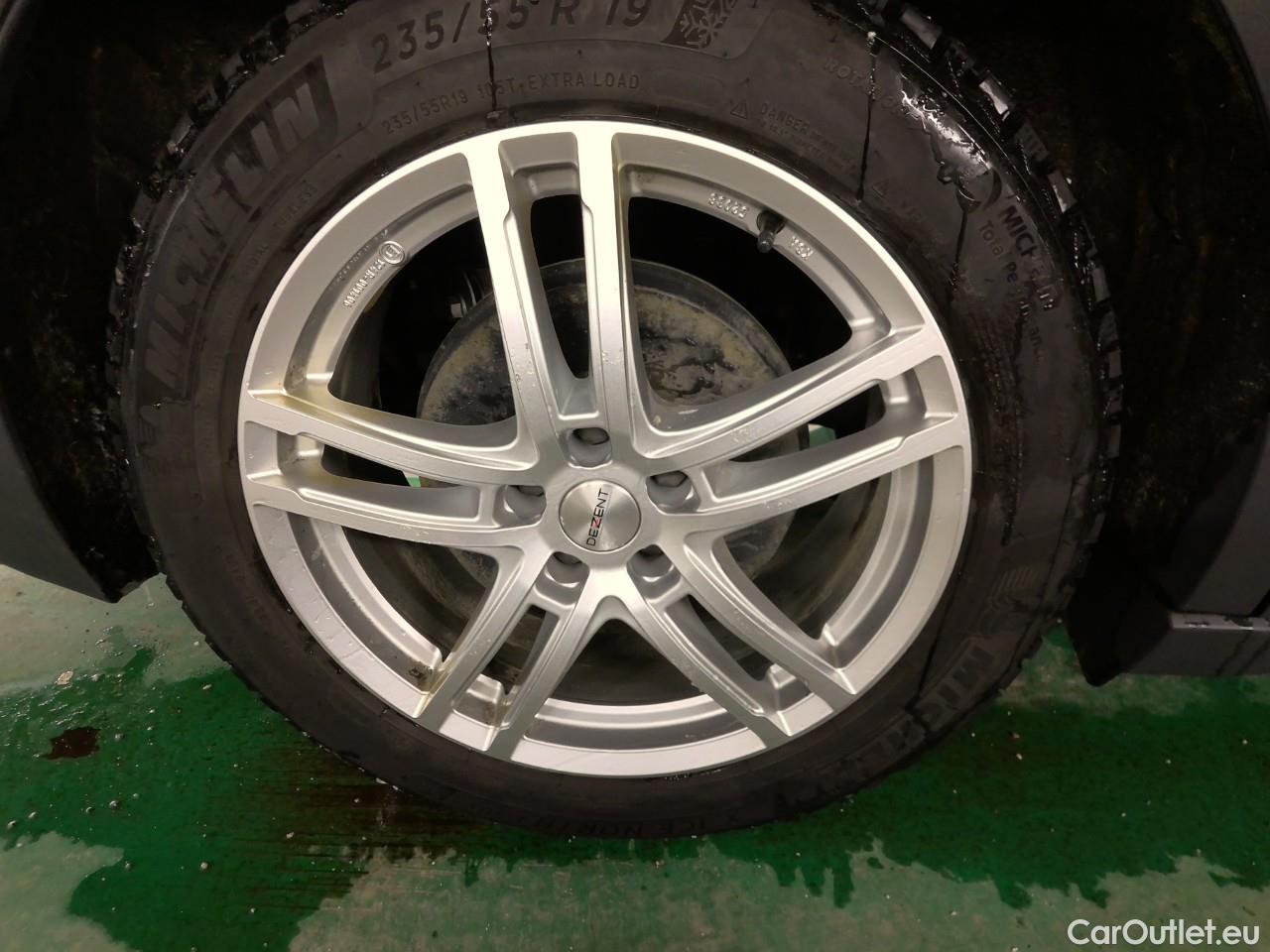  Skoda  ENYAQ  iV80 5d #9