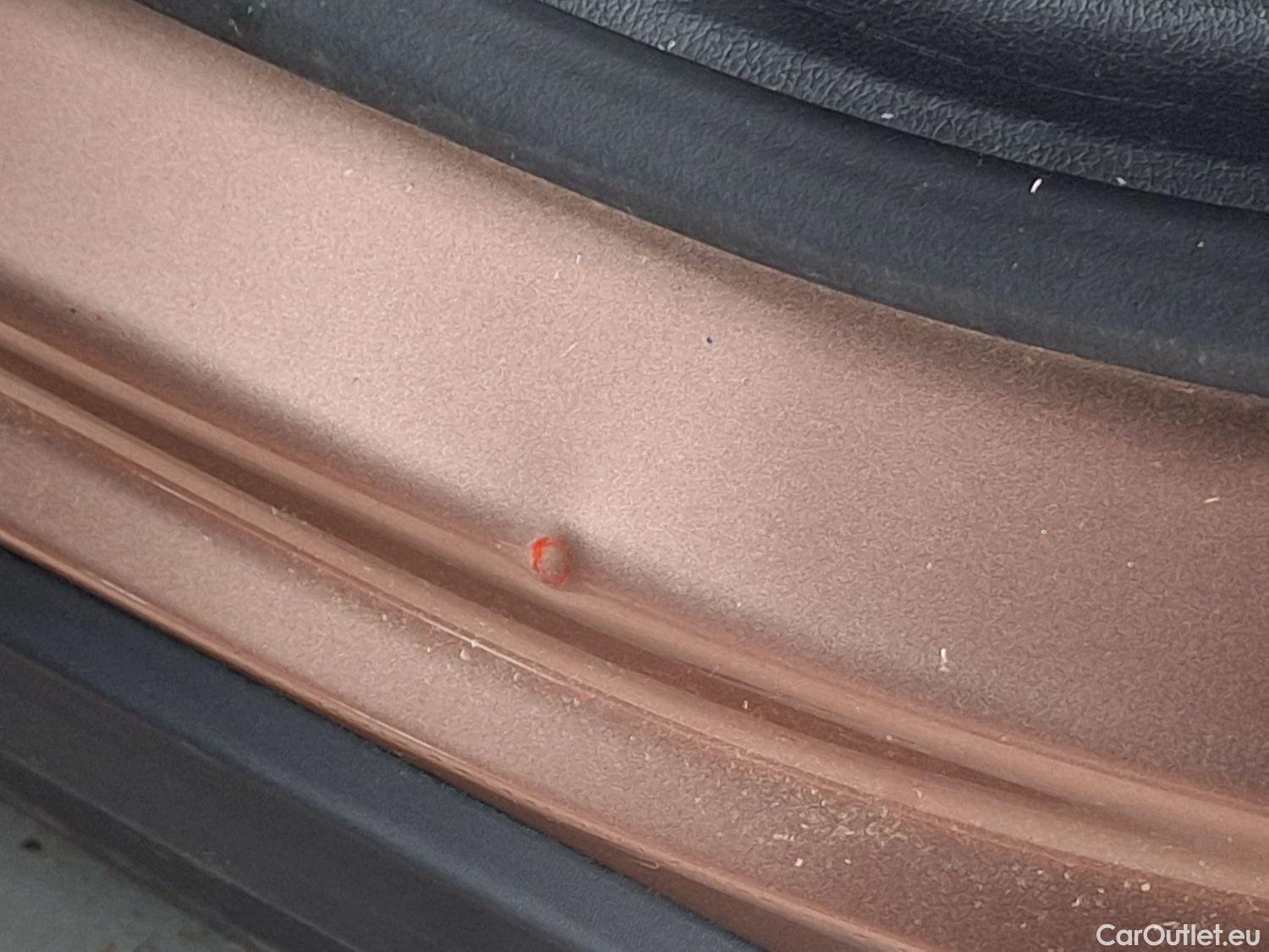  Mercedes  GLB Mercedes,  '19, Mercedes-Benz   200 d Business Solution 5d #16