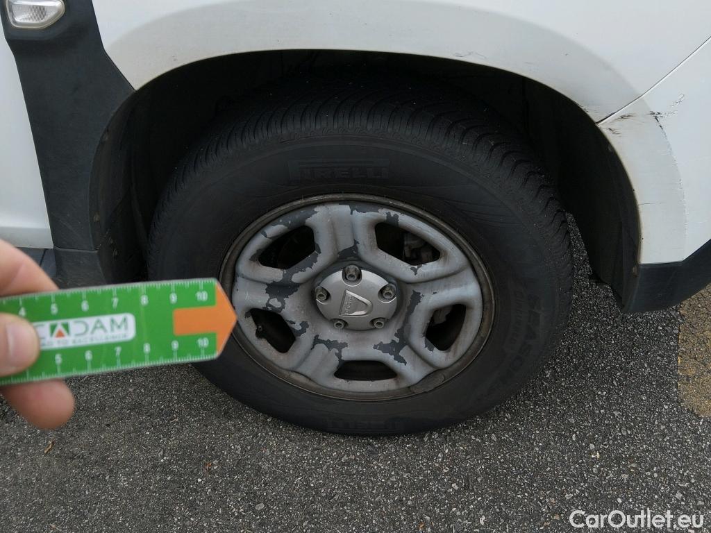  Dacia  Duster DACIA  / 2018 / 5P / todoterreno Essential Blue dCi 85kW (115CV) 4X4 #43