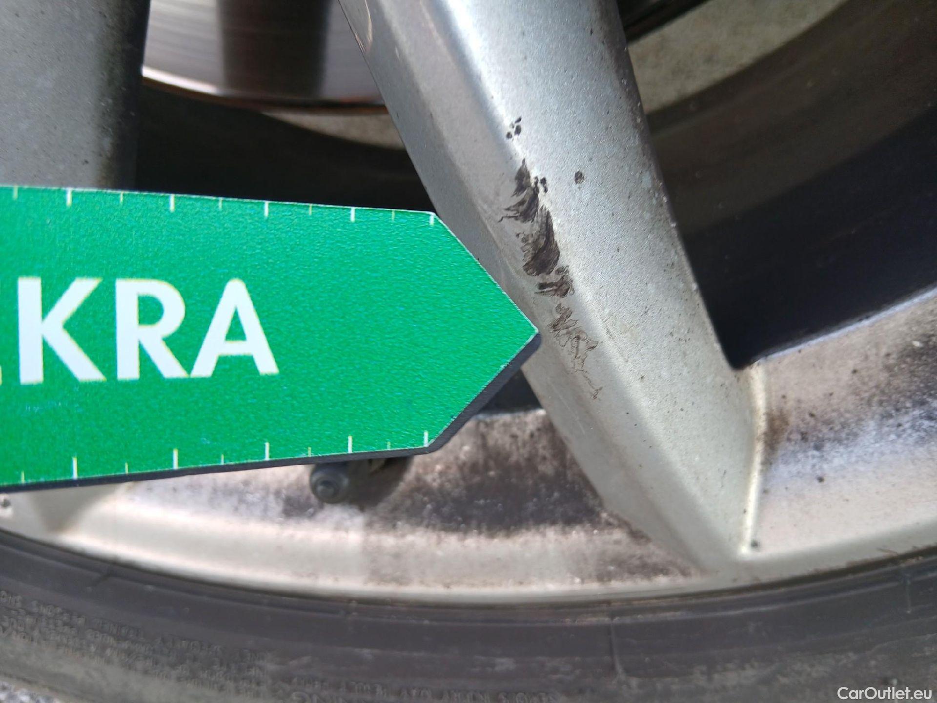  Bmw  X1 BMW  / 2019 / 5P / todoterreno sDrive16d Business #13