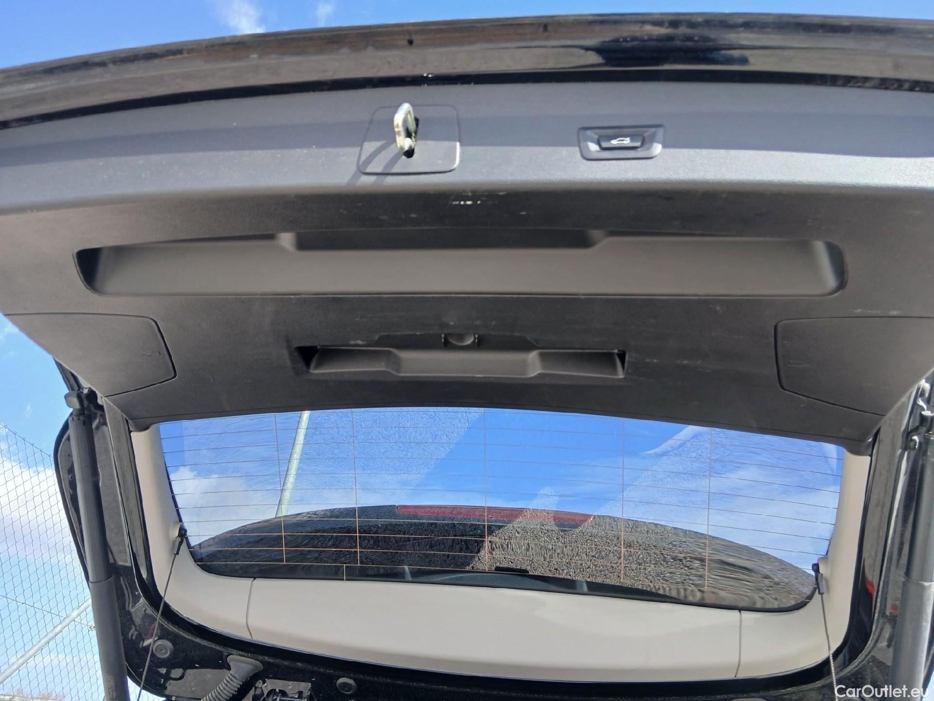  Bmw  X1 BMW  / 2019 / 5P / todoterreno sDrive16d Business #33