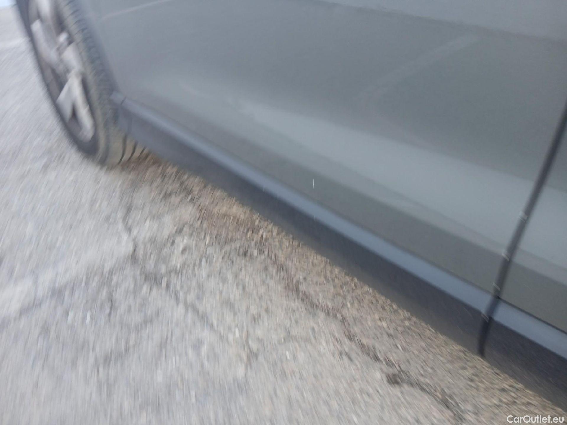  Audi  Q3 AUDI  / 2018 / 5P / todoterreno Advanced 35 TDI 110kW (150CV) S tronic (AC5) #5