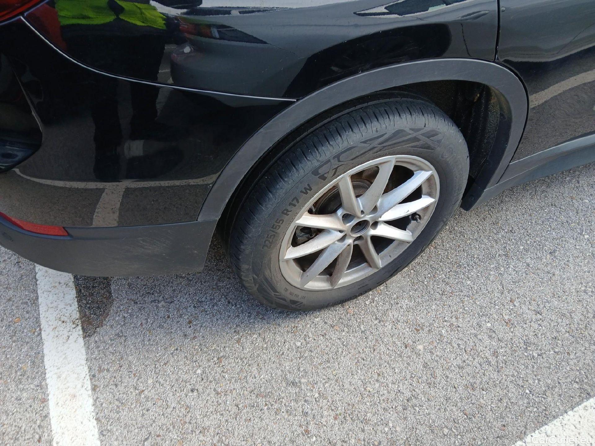  Bmw  X1 BMW  / 2019 / 5P / todoterreno sDrive18dA Corporate #1