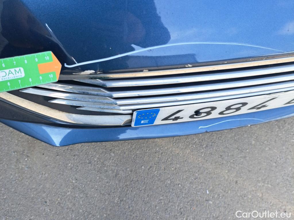  Ford  Focus FORD  / 2018 / 5P / familiar 1.5 Ecoblue 88kW Titanium Sportbr. #32