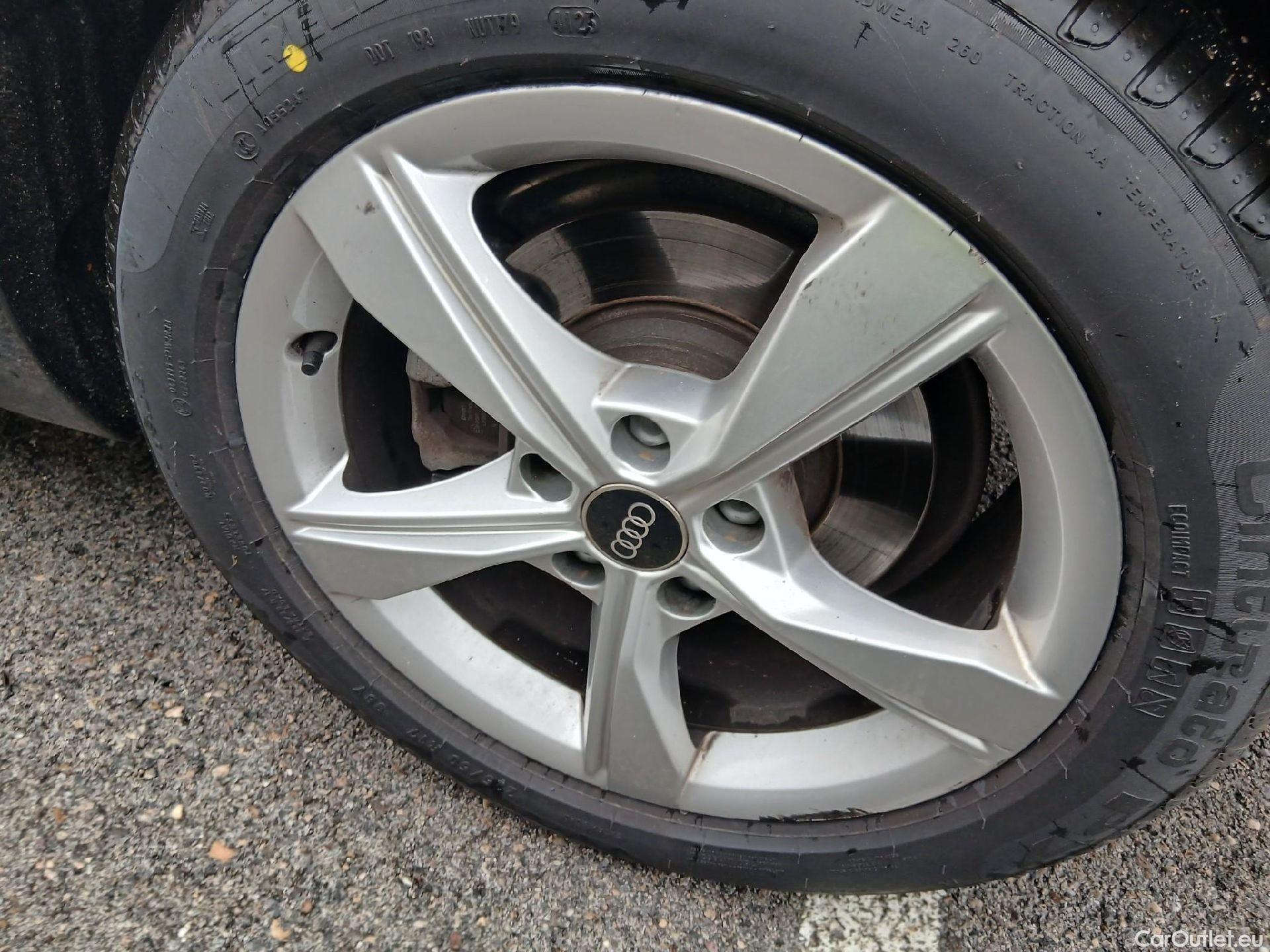  Audi  A4 AUDI  / 2019 / 5P / familiar Avant Advanced 35 TDI 120kW S tronic #12