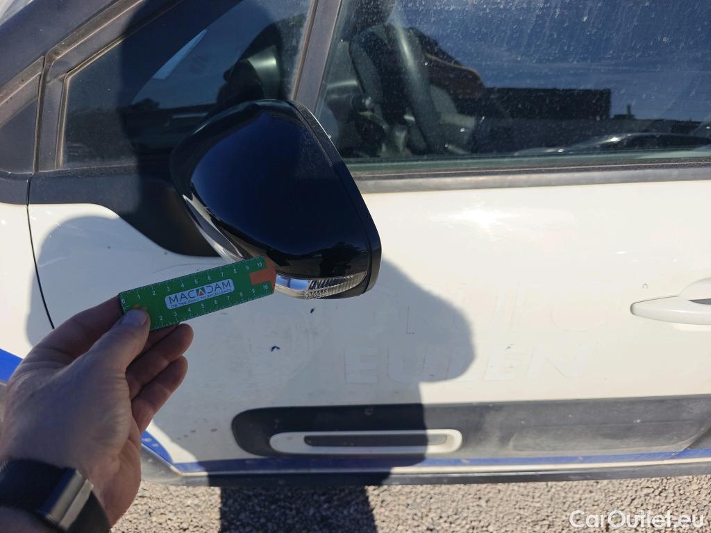  Citroen  C3 CITROEN  / 2020 / 5P / berlina con portón BlueHDi 75KW (100CV) S&S FEEL #34