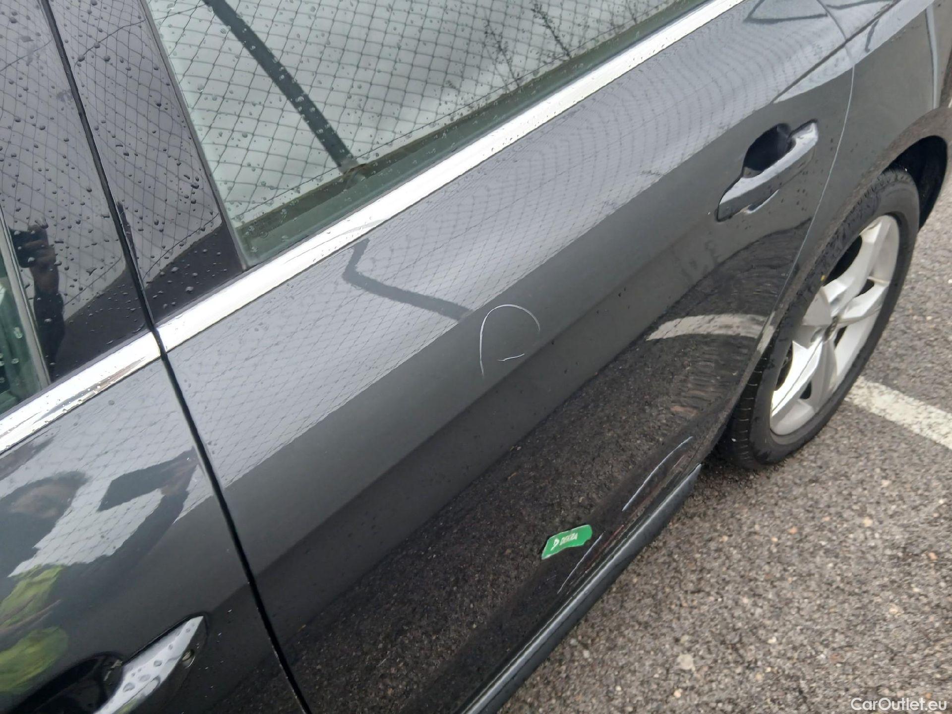  Audi  A4 AUDI  / 2019 / 5P / familiar Avant Advanced 35 TDI 120kW S tronic #11