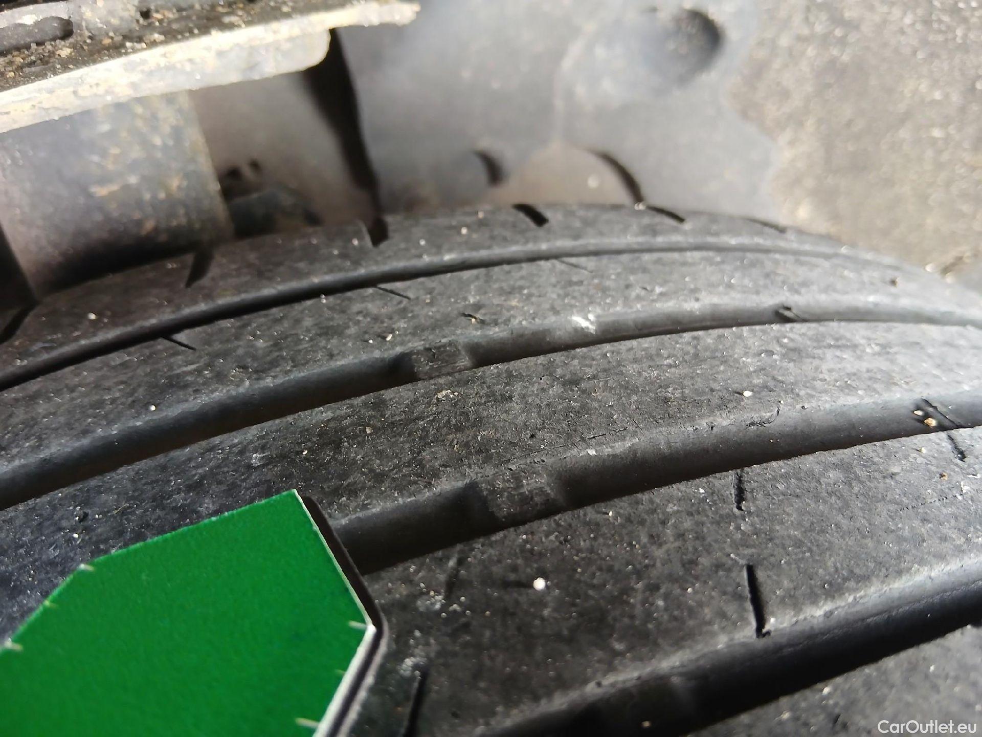  Bmw  X1 BMW  / 2019 / 5P / todoterreno sDrive16d Business #3