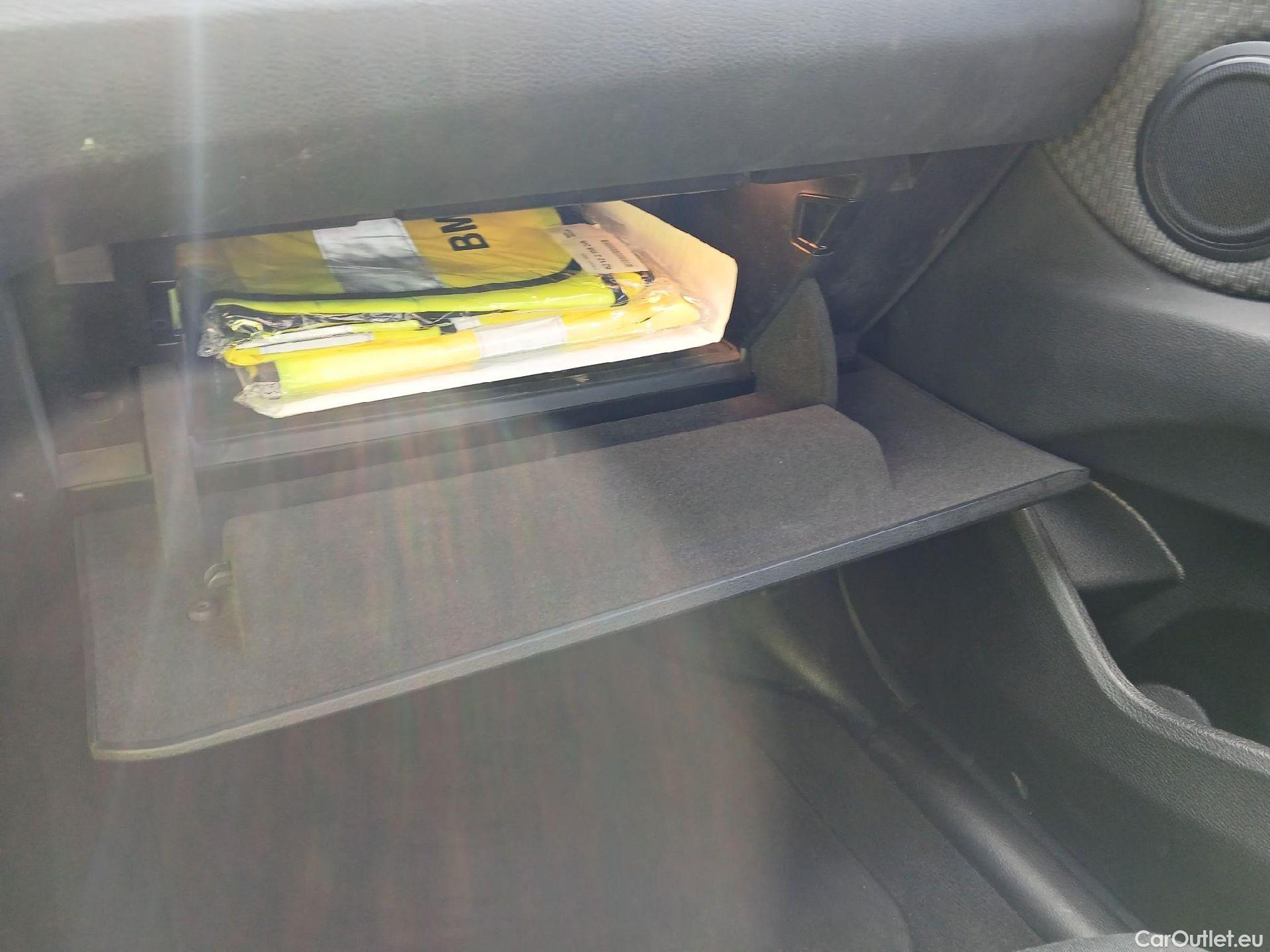  Bmw  X1 BMW  / 2019 / 5P / todoterreno sDrive18dA Corporate #23