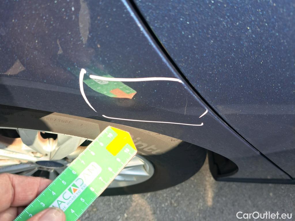  Ford  Focus FORD  / 2018 / 5P / familiar 1.5 Ecoblue 88kW Titanium Sportbr. #20