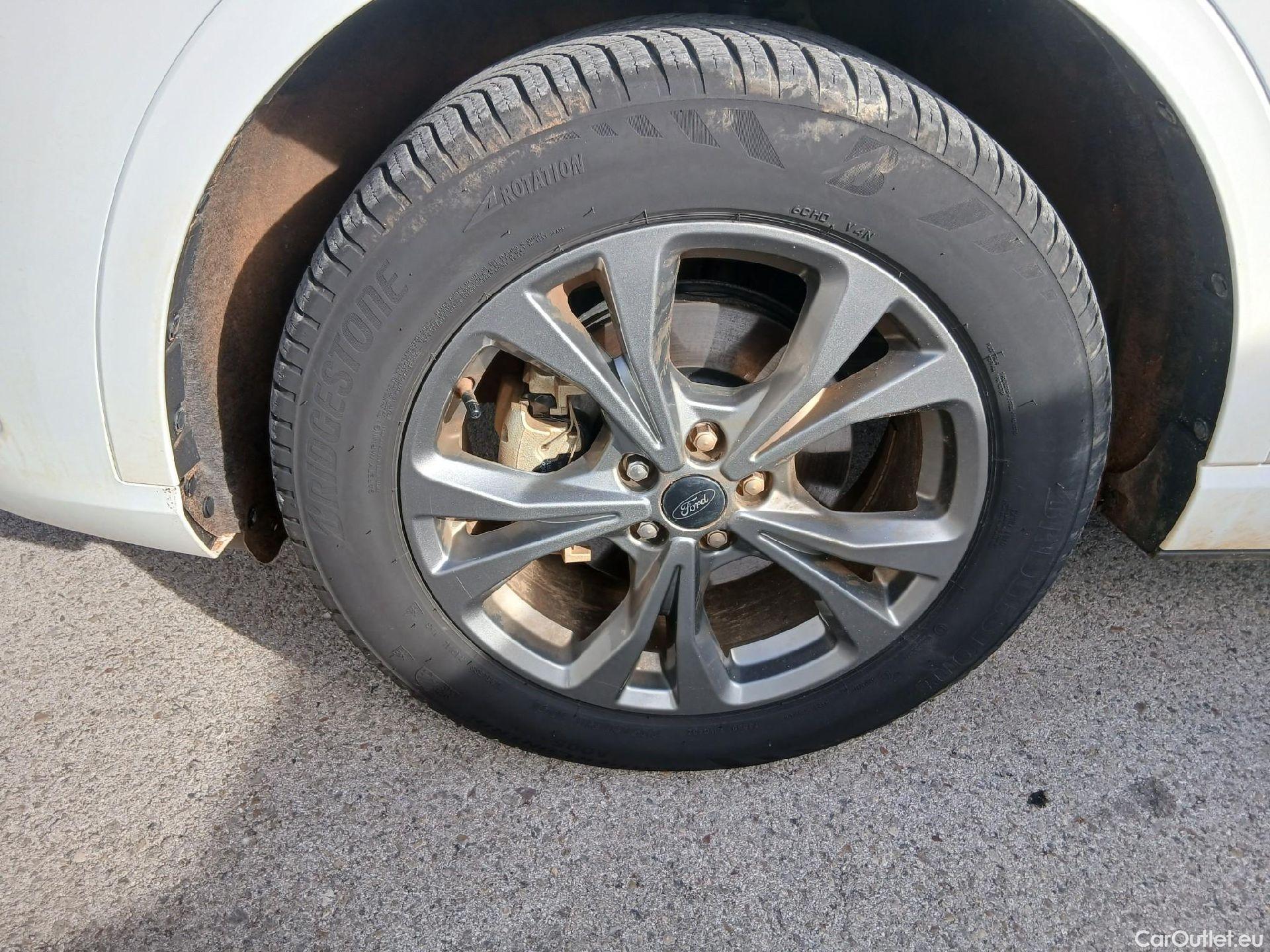  Ford  Kuga  Hybrid ST-Line 2.5 190CV ATV E6d #15