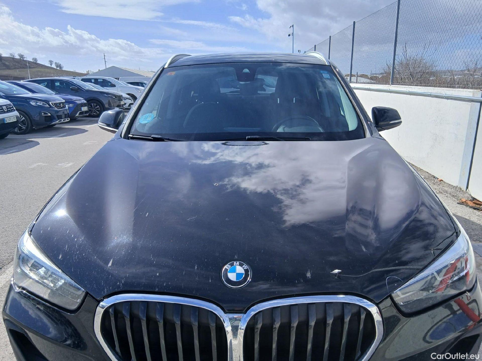  Bmw  X1 BMW  / 2019 / 5P / todoterreno sDrive16d Business #8