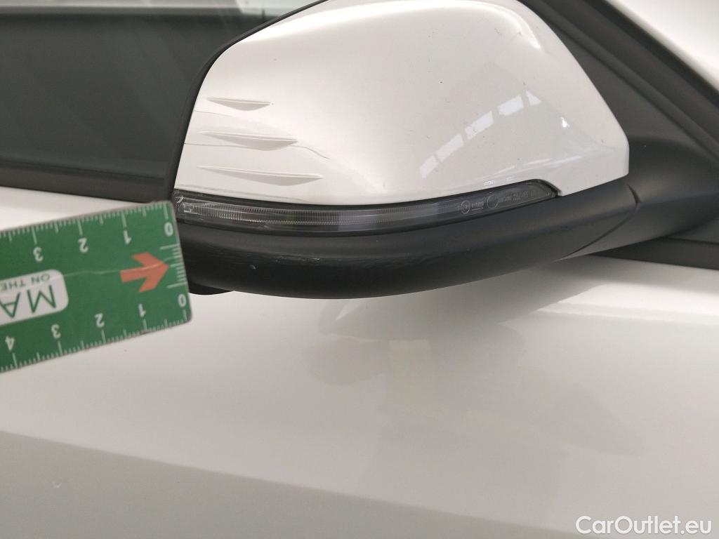  Bmw  Serie 1 BMW  / 2019 / 5P / berlina con portón 118i #20