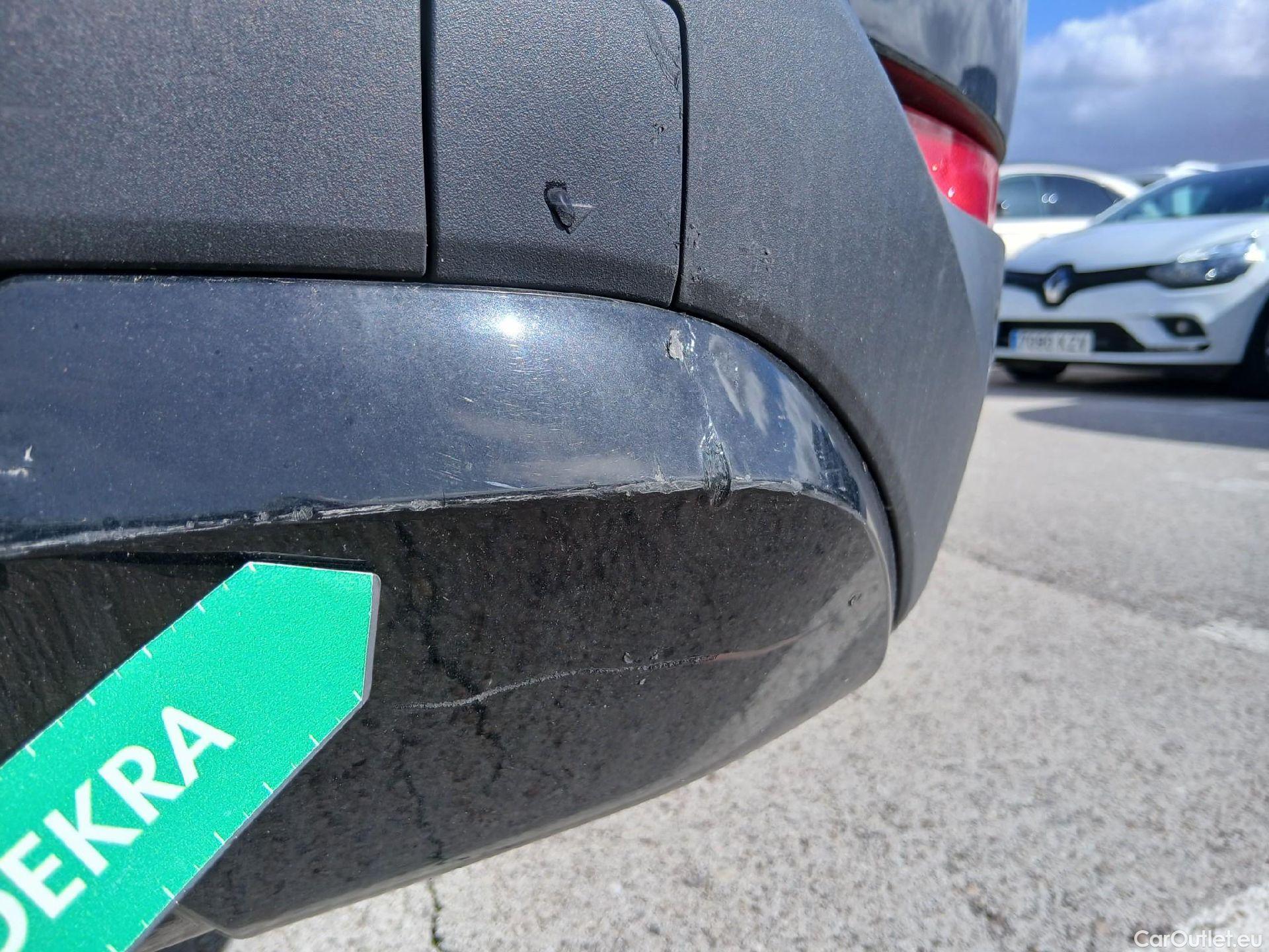  Bmw  X1 BMW  / 2019 / 5P / todoterreno sDrive16d Business #30