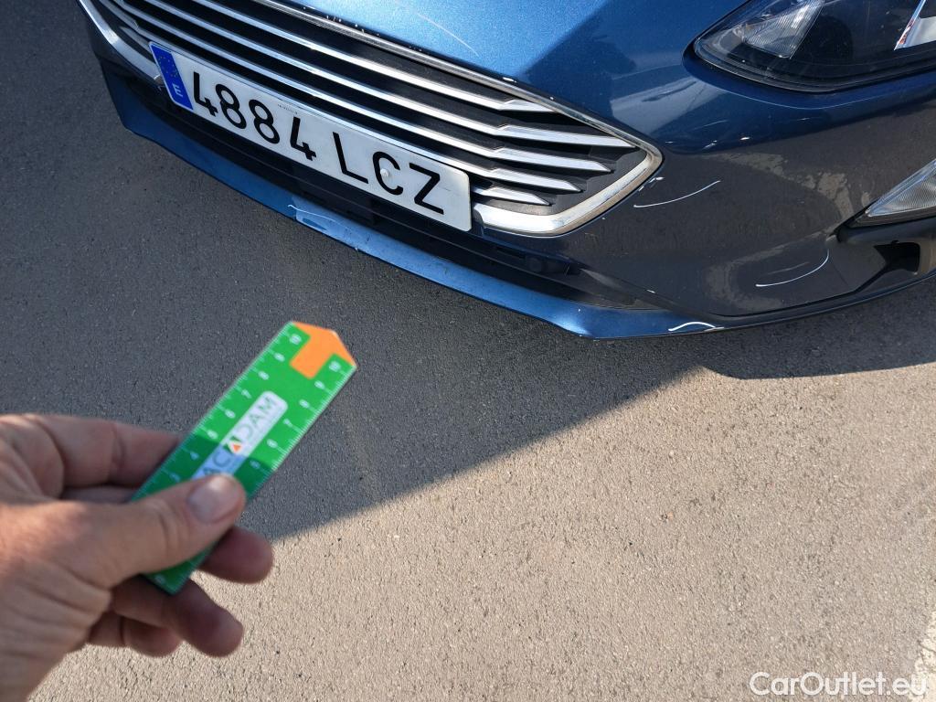  Ford  Focus FORD  / 2018 / 5P / familiar 1.5 Ecoblue 88kW Titanium Sportbr. #23