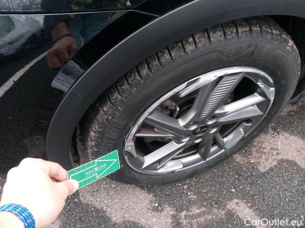  DS  DS7 DS DS 7 Crossback E-Tense / 2017 / 5P / todoterreno 1.6 E-Tense 300 Rivoli Auto 4WD #6